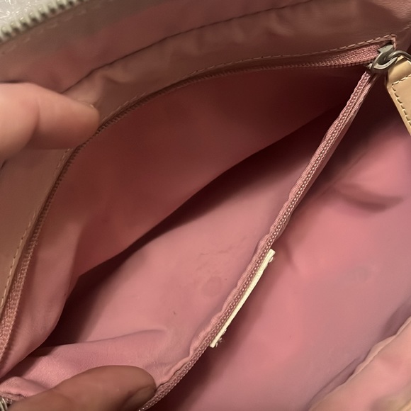 Pink Christian Dior Vintage Camera Bag - Picture 10 of 11
